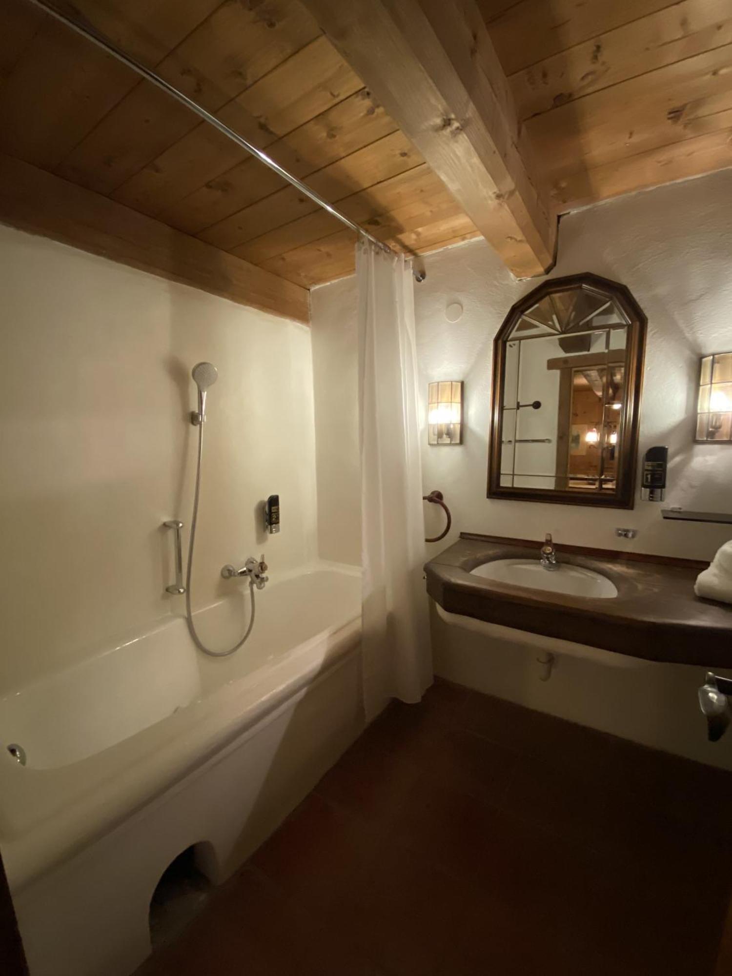 Fuchswirt Kelchsau Landgasthof-Hotel Хопфгартен им Бриксентал Екстериор снимка