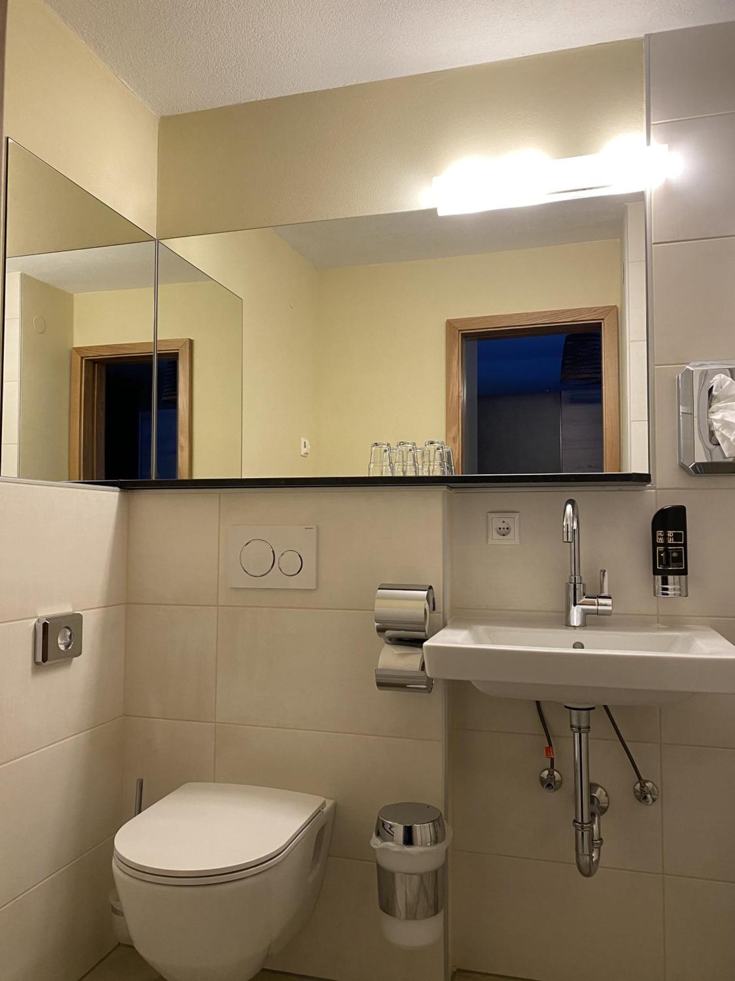 Fuchswirt Kelchsau Landgasthof-Hotel Хопфгартен им Бриксентал Екстериор снимка